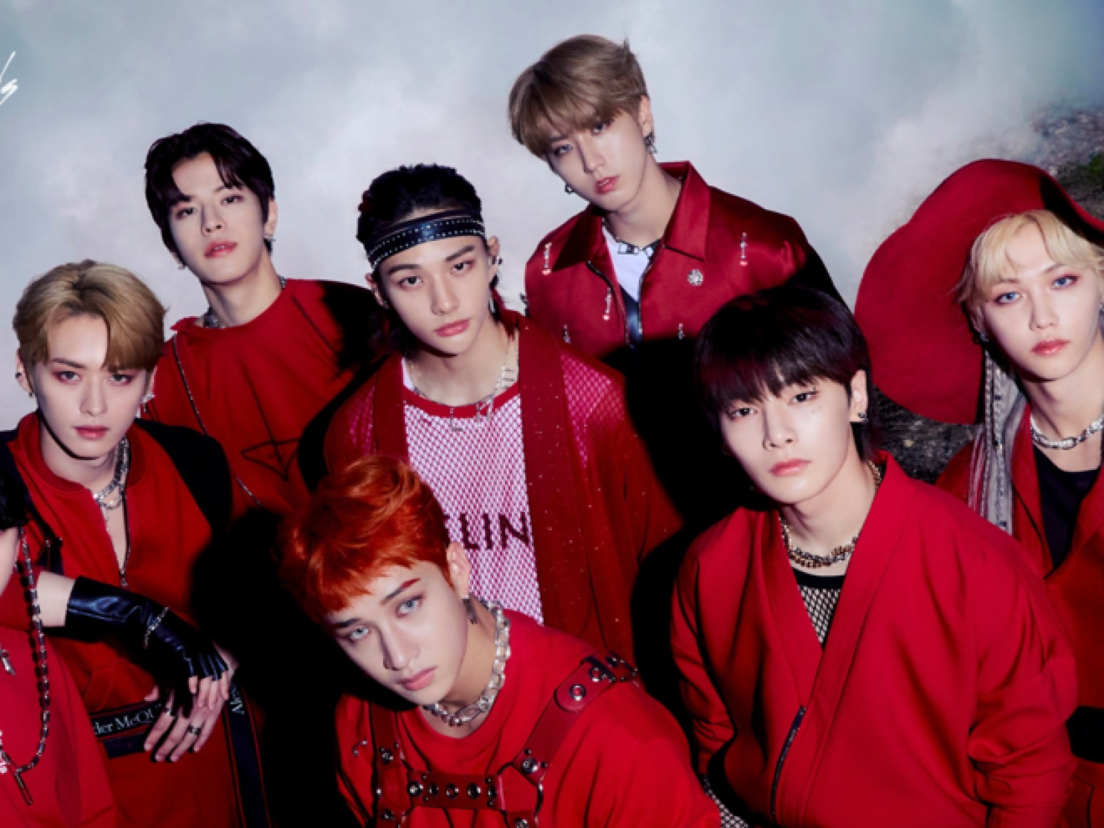 Stray Kids объявляет о дополнительных остановках в Японии, Северной Америке, Италии, Испании в мировой турне Stray Kids объявляет о дополнительных остановках в Японии, Северной Америке, Италии, Испании в мировой турне