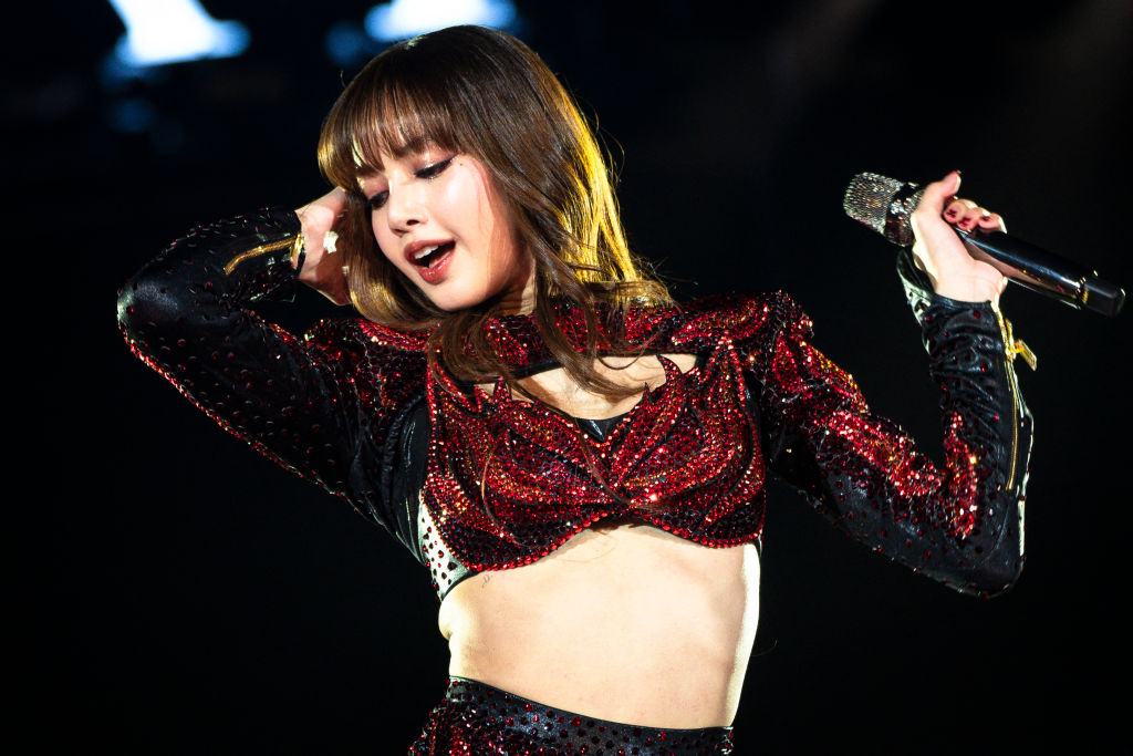 Лиза BlackPink собирается сделать историю первым художником K-Pop для выступления на Оскаре Лиза BlackPink собирается сделать историю первым художником K-Pop для выступления на Оскаре