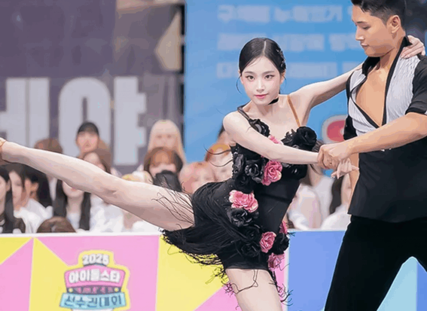 Участница tripleS Джиёон очаровала зрителей на Idol Star Athletics Championships Участница tripleS Джиёон очаровала зрителей на Idol Star Athletics Championships