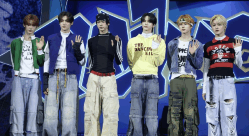 K-pop группа TWS представила новый мини-альбом «Play Hard» K-pop группа TWS представила новый мини-альбом «Play Hard»