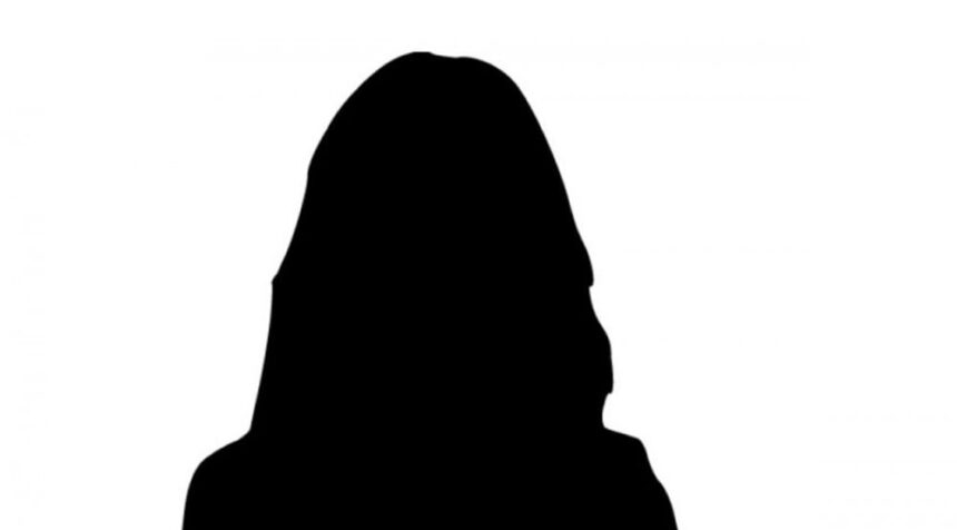 40-летняя певица арестована по обвинению в убийстве дочери 40-летняя певица арестована по обвинению в убийстве дочери