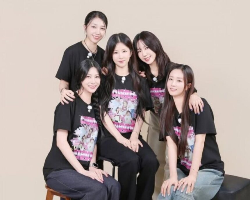 Apink показали нерушимую дружбу в новой совместной фотосессии Apink показали нерушимую дружбу в новой совместной фотосессии