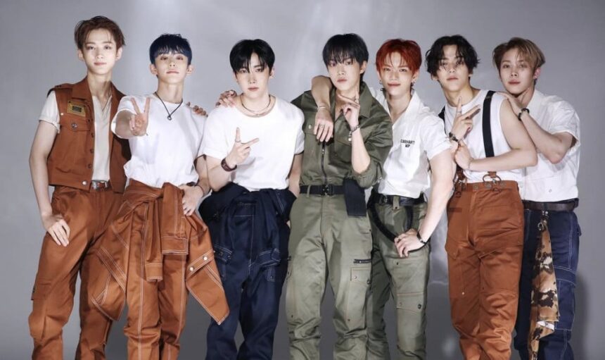 VERIVERY одержали первую победу на Music Bank с песней «RED (Beggin’)» VERIVERY одержали первую победу на Music Bank с песней «RED (Beggin’)»