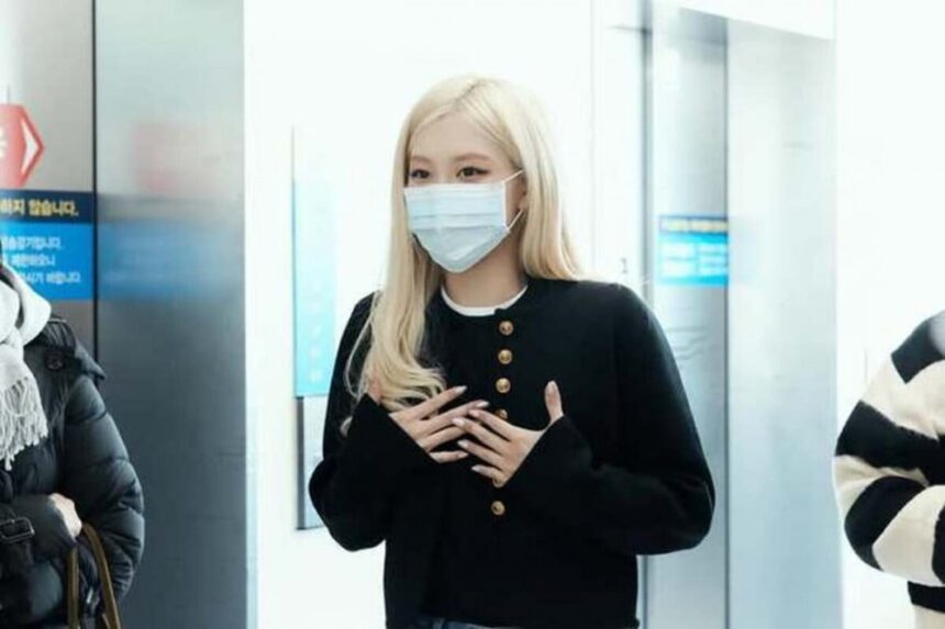 Розэ из BLACKPINK навестила больных детей в рождественские праздники Розэ из BLACKPINK навестила больных детей в рождественские праздники